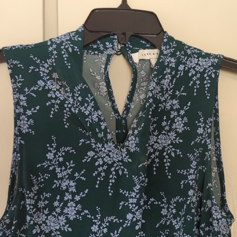 Lark & Ro Green Dress with Floral Design